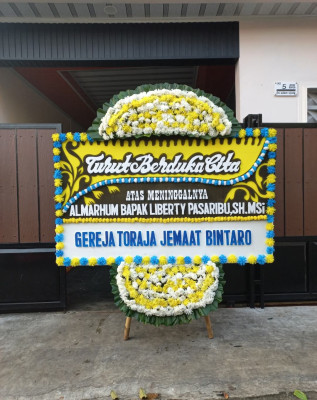 Papan Bunga Duka di Ketitang